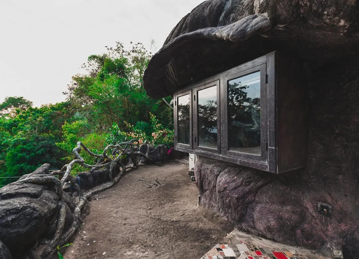 *****  Parakkat Nature Resort Муннар Индия
