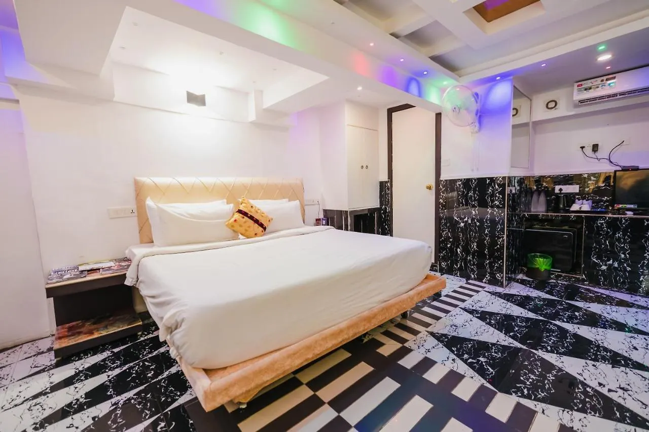 Parakkat Nature Resort Муннар 5*,  Индия
